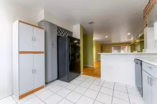 7632 W Lawrence Ave, Harwood Heights, IL 60706 - Photo 8