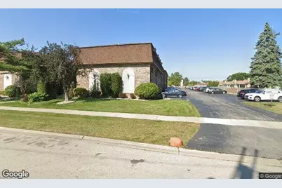 7632 W Lawrence Avenue #1A, Harwood Heights, IL 60706 - Photo 1