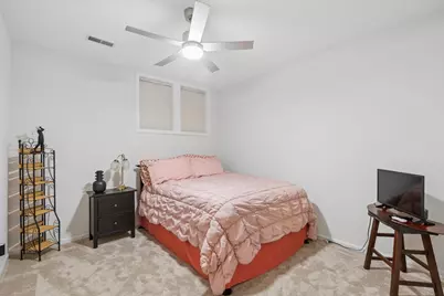 4538 S Saint Lawrence Avenue, Chicago, IL 60653 - Photo 26