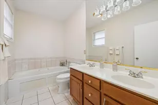 4538 S St Lawrence Ave, Chicago, IL 60653 - Photo 18