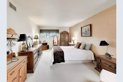 1111 E Greenwood Drive, Mount Prospect, IL 60056 - Photo 20