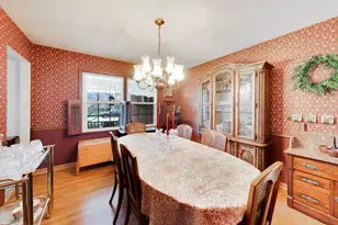 1111 E Greenwood Dr, Mount Prospect, IL 60056 - Photo 10