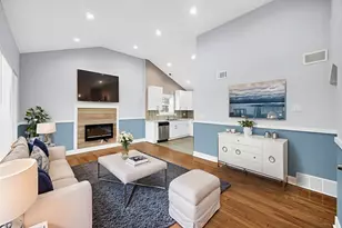 12500 S Loomis St, Calumet Park, IL 60827 - Photo 2