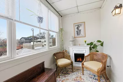 2318 W Addison Street, Chicago, IL 60618 - Photo 14