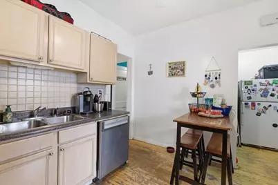 2318 W Addison Street, Chicago, IL 60618 - Photo 24