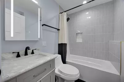 2046 W Moffat Street #1, Chicago, IL 60647 - Photo 12