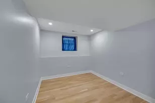 2046 W Moffat St, Chicago, IL 60647 - Photo 8