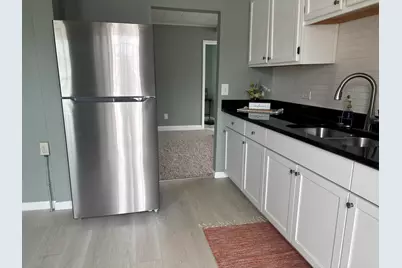 2241 Wallace Avenue, North Chicago, IL 60064 - Photo 18