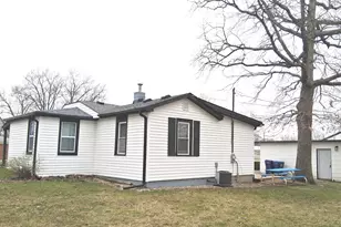 2241 Wallace Ave, North Chicago, IL 60064 - Photo 4