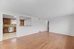 2100 Enoch Ave, Zion, IL 60099 - Photo 4