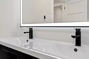 426 Argyll Ln, Schaumburg, IL 60194 - Photo 30