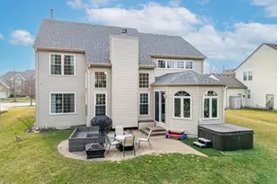 1823 Kings Gate Ln, Crystal Lake, IL 60014 - Photo 42