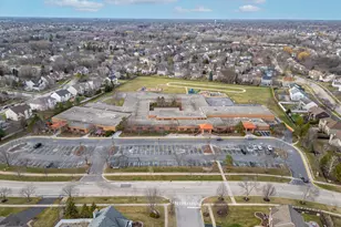 1823 Kings Gate Ln, Crystal Lake, IL 60014 - Photo 46