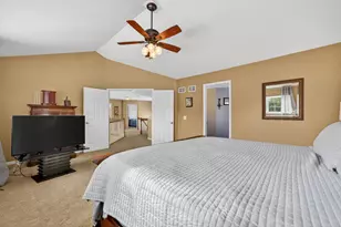 1823 Kings Gate Ln, Crystal Lake, IL 60014 - Photo 26