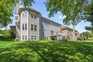 4 Sherwood Ct, Lake in the Hills, IL 60156 - Photo 30