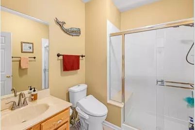 4 Sherwood Court, Lake in the Hills, IL 60156 - Photo 8