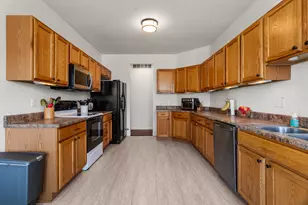 3920 Trailway Dr, Champaign, IL 61822 - Photo 12