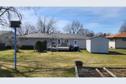 907 Obrien Street, Harvard, IL 60033 - Photo 16