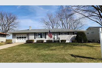 907 Obrien Street, Harvard, IL 60033 - Photo 1