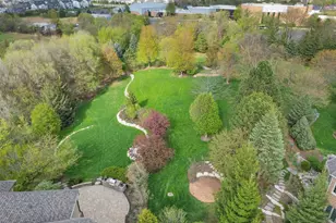 37W220 Mission Hills Dr, Saint Charles, IL 60175 - Photo 48