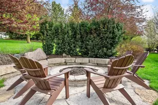 37W220 Mission Hills Dr, Saint Charles, IL 60175 - Photo 42