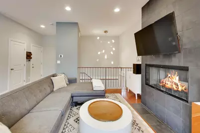 1945 N Wilmot Avenue #1F, Chicago, IL 60647 - Photo 6