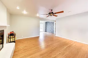 7 Alton Rd, Prospect Heights, IL 60070 - Photo 6