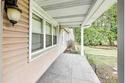 7 Alton Road, Prospect Heights, IL 60070 - Photo 4