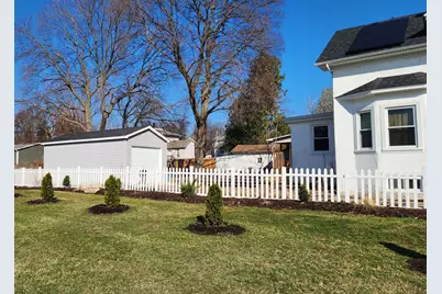 [Address not provided], Elgin, IL 60123 - Photo 6