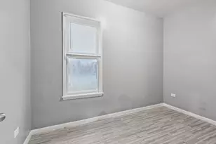 5756 S Princeton Ave, Chicago, IL 60621 - Photo 12