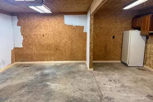 606 Douglas Ave, Danville, IL 61832 - Photo 22