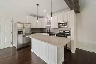 3596 Hyde Park Ct, Elgin, IL 60124 - Photo 8