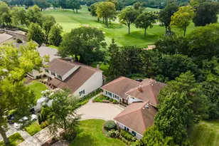 286 Stonegate Rd, Clarendon Hills, IL 60514 - Photo 4