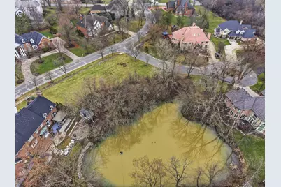 9045 Turnberry Drive, Burr Ridge, IL 60527 - Photo 10