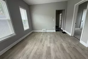 7436 S Langley Ave, Chicago, IL 60619 - Photo 18