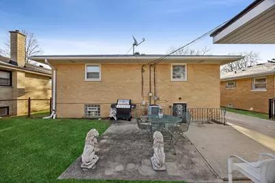 942 Sherwood Road, La Grange Park, IL 60526 - Photo 28