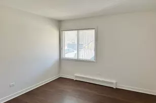 222 S Tryon St, Woodstock, IL 60098 - Photo 12