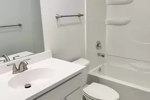 222 S Tryon St, Woodstock, IL 60098 - Photo 14