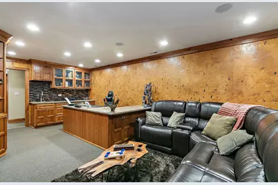 370 E Prairie Street #13, Crystal Lake, IL 60014 - Photo 12