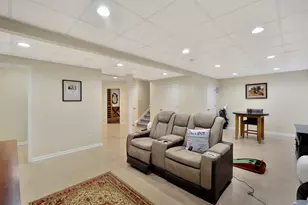 35 Red Tail Dr, Hawthorn Woods, IL 60047 - Photo 30