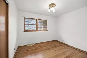 S645 Forest St, Winfield, IL 60190 - Photo 16