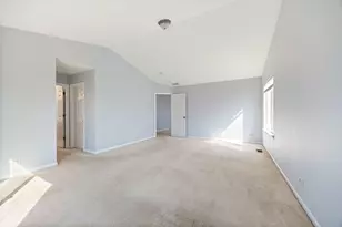 579 W Caldwell Dr, Round Lake, IL 60073 - Photo 20