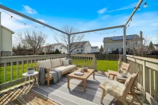 579 W Caldwell Dr, Round Lake, IL 60073 - Photo 36