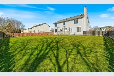 579 W Caldwell Drive, Round Lake, IL 60073 - Photo 38