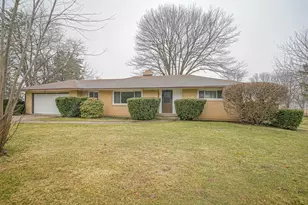 1854 N Weller Dr, Mount Morris, IL 61054 - Photo 34