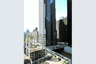 222 N Columbus Drive #1003, Chicago, IL 60601 - Photo 2