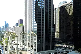 222 N Columbus Dr, Chicago, IL 60601 - Photo 2