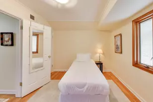 6621 N Keating Ave, Lincolnwood, IL 60712 - Photo 18