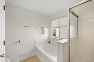 2521 Waterford Ln, Lake in the Hills, IL 60156 - Photo 12