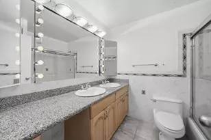 5445 N Sheridan Rd, Chicago, IL 60640 - Photo 14